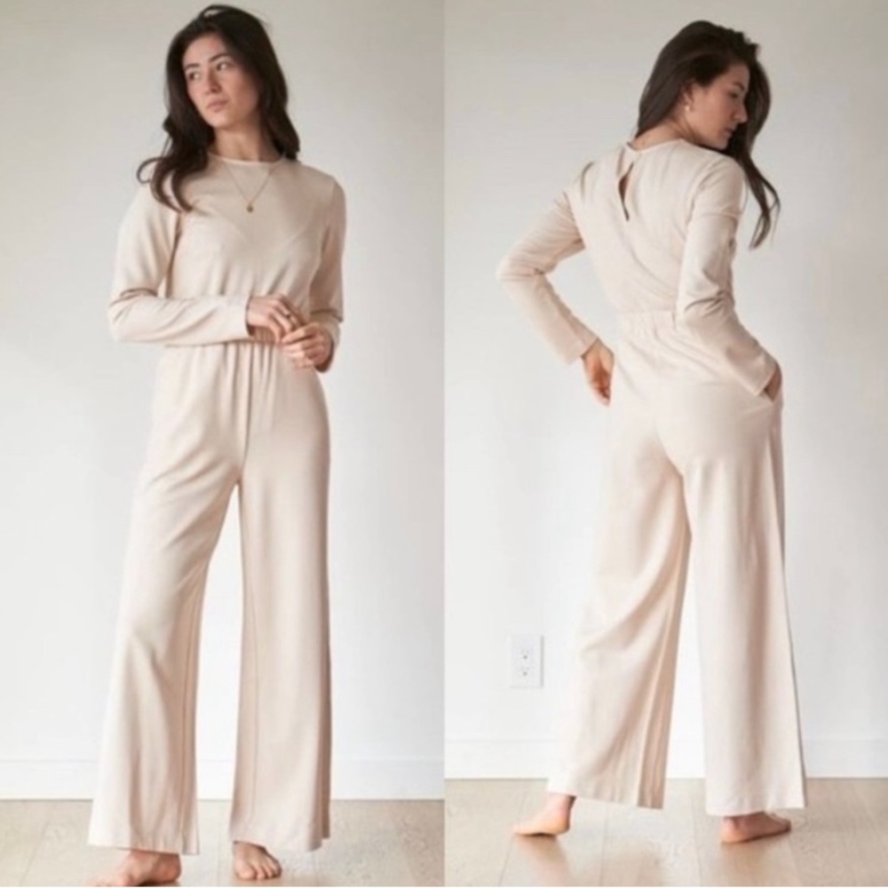 Leze the Lable Jumpsuit Size Large